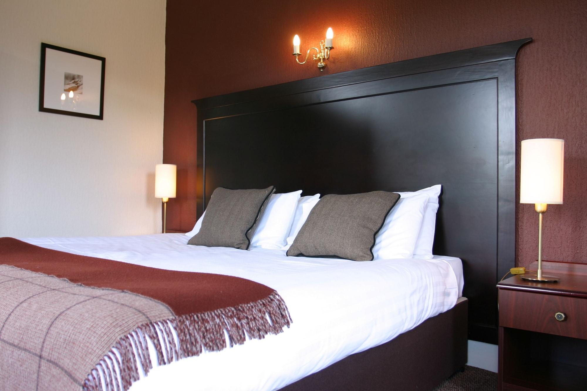 Ben Wyvis Hotel 스트래스페퍼 외부 사진