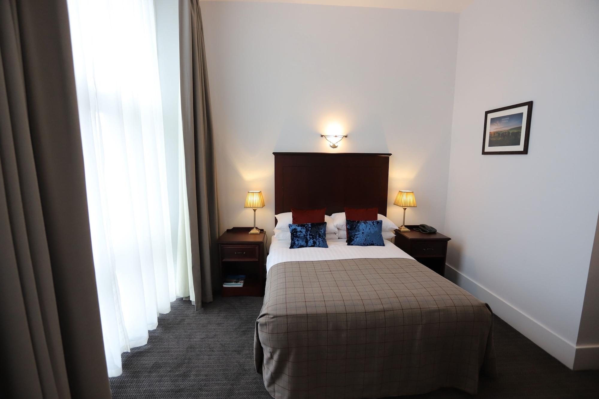 Ben Wyvis Hotel 스트래스페퍼 외부 사진